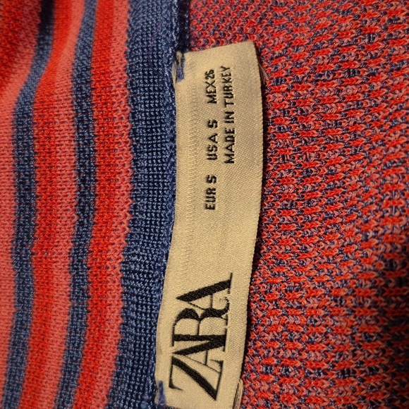 Zara women's size Small short sleeve sweater blue pink & red geometric design - Picture 5 of 6